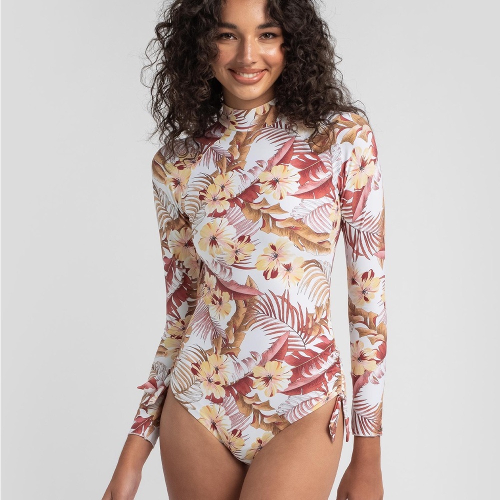 Rip Curl Leilani Long Sleeve Surf Suit Swimsuit Tropical Beach XS Rash Guard NWT